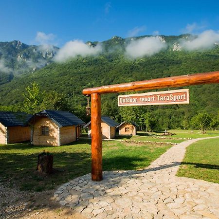 Outdoor Resort Tarasport Foca Exterior photo