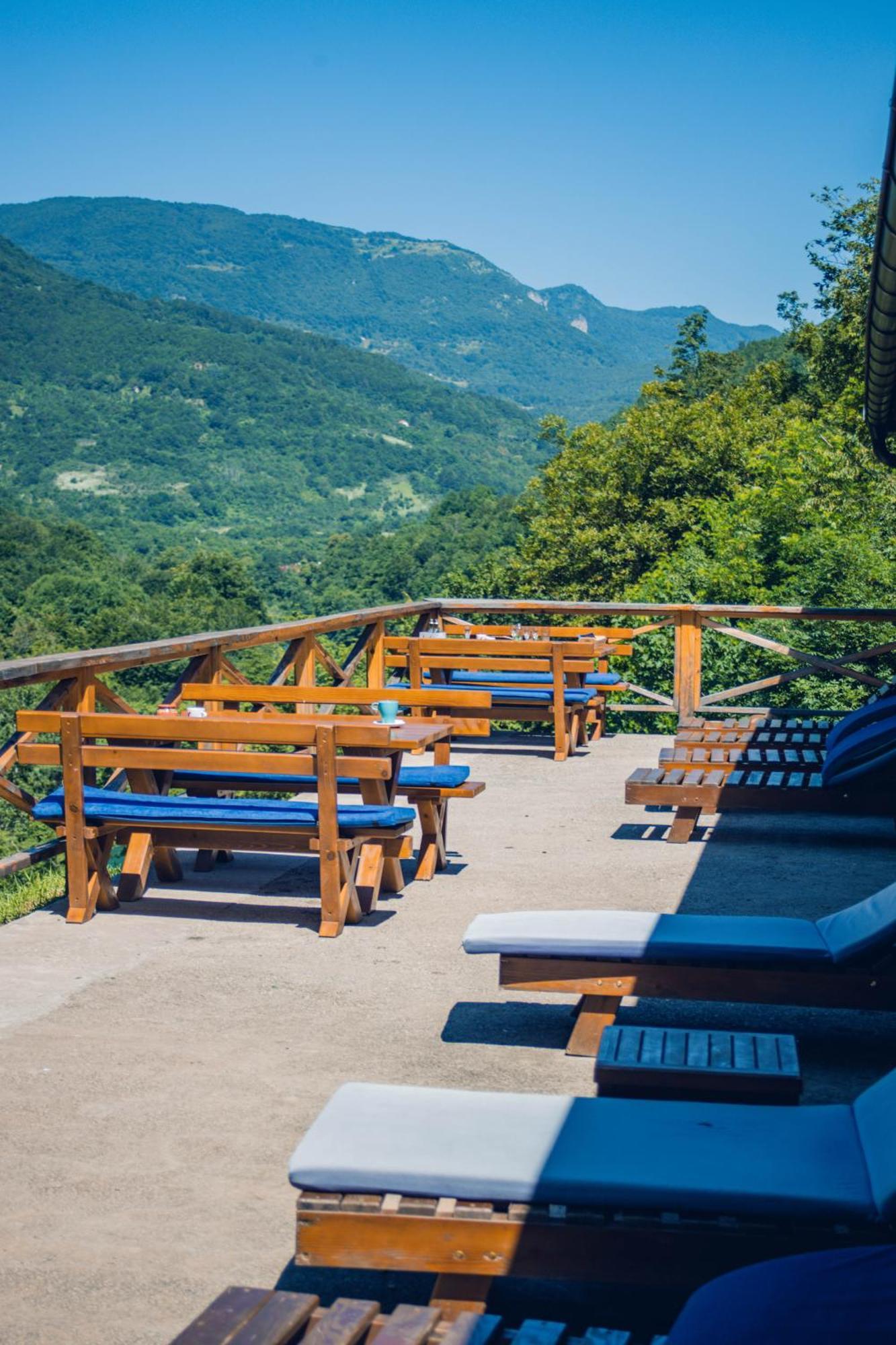 Outdoor Resort Tarasport Foca Exterior photo